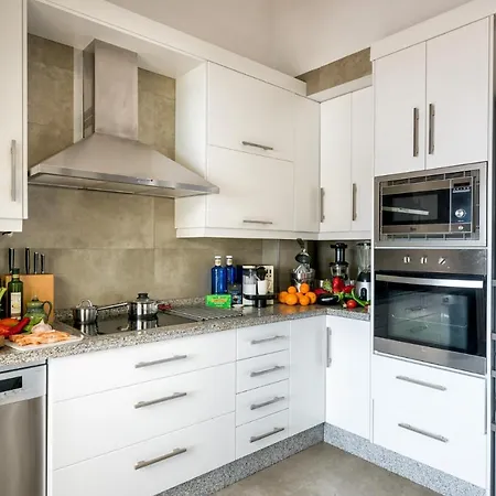 Old Town Nerja, Stunning Sea Views *