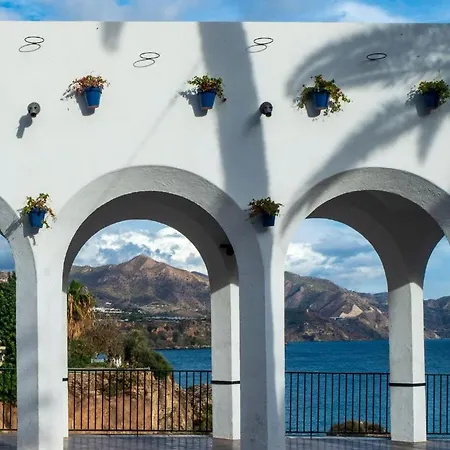 Lejlighed Old Town Nerja, Stunning Sea Views *