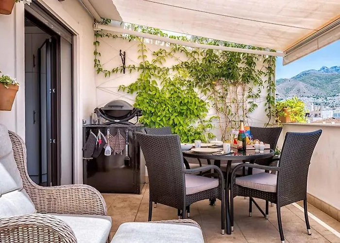 Old Town Nerja, Stunning Sea Views Apartment Nerja