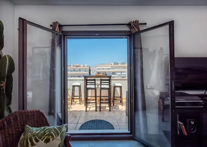 Old Town Nerja, Stunning Sea Views נרחה