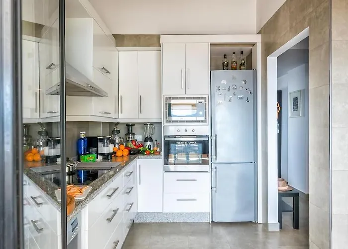 Apartment Old Town Nerja, Stunning Sea Views Nerja