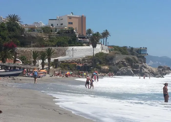 Old Town Nerja, Stunning Sea Views Apartament Nerja