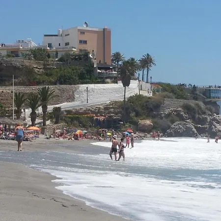 Old Town Nerja, Stunning Sea Views Apartament Nerja