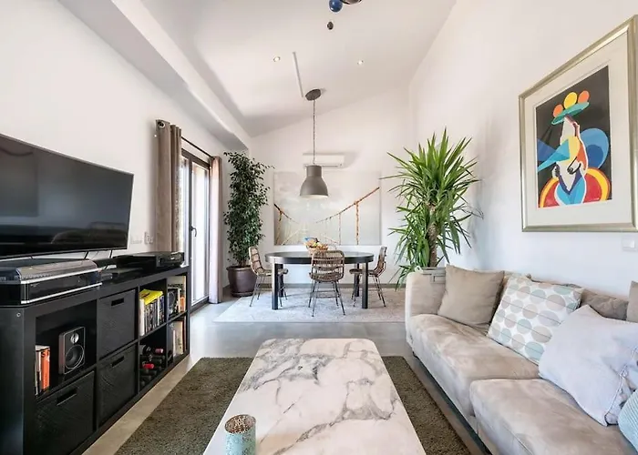 Old Town Nerja, Stunning Sea Views